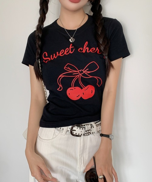 Achic(アシック)の「チェリー柄半袖(Tシャツ/カットソー・レディース・ホワイト/ブラック・M)」の15枚目の写真