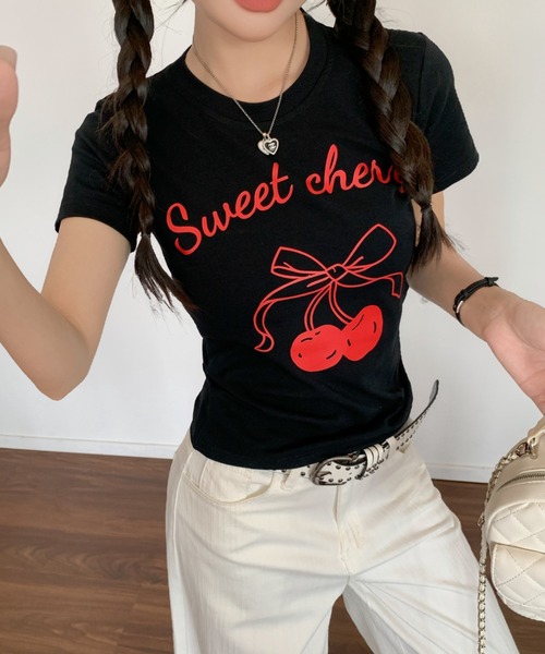 Achic(アシック)の「チェリー柄半袖(Tシャツ/カットソー・レディース・ホワイト/ブラック・M)」の14枚目の写真