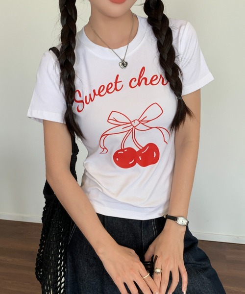 Achic(アシック)の「チェリー柄半袖(Tシャツ/カットソー・レディース・ホワイト/ブラック・M)」の17枚目の写真