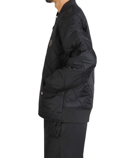 HTC（エイチティーシー）の「HTC / エイチティーシー：DICKIES DIAMOND QUILT JACKET STARBURST STONE：DICKIES-STARBURST[AST]（ブルゾン・メンズ・ブラック・L/M）」の4枚目の写真