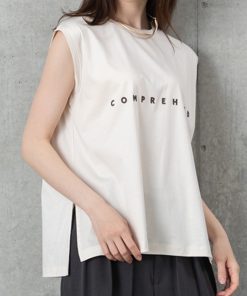 MAISONCOMFY (メゾンコンフィ)の「【接触冷感 控えめロゴTシャツ】ベーシックロゴで大人上品な上質素材Tシャツ(Tシャツ/カットソー・レディース・チャコールグレー/ホワイト/ベージュ・FREE)」の1枚目の写真