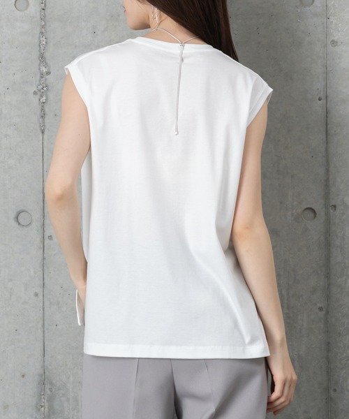 MAISONCOMFY (メゾンコンフィ)の「【接触冷感 控えめロゴTシャツ】ベーシックロゴで大人上品な上質素材Tシャツ(Tシャツ/カットソー・レディース・チャコールグレー/ホワイト/ベージュ・FREE)」の12枚目の写真