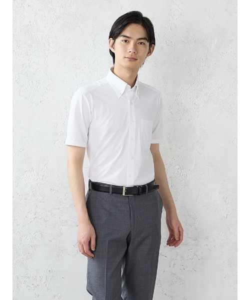 Perfect Suit FActory(パーフェクトスーツファクトリー)の「【完全ノーアイロン】半袖アイシャツ【シワになりにくい】 白無地(ビジネスシャツ・メンズ・ホワイト・S/3L/LL/L/M)」の4枚目の写真