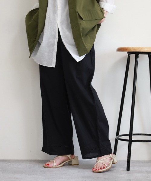 FUNALIVE(ファンアライブ)の「裾はしごレースペチパンツ(その他パンツ・レディース・マスタード/ブラック/ピンク・M-L)」の2枚目の写真