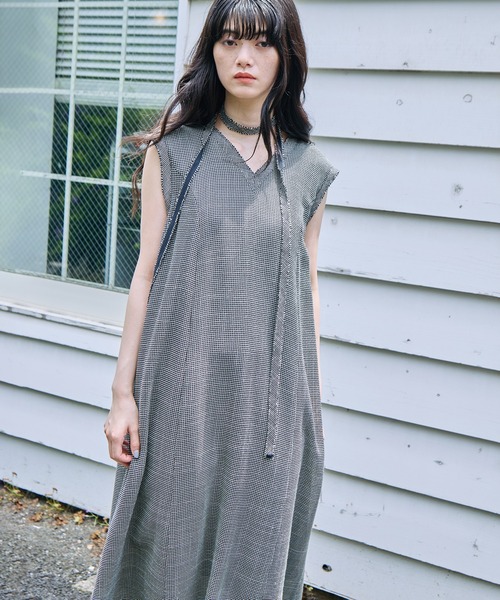 STUDIOUS(ステュディオス)の「【STUDIOUS/ステュディオス】【ベルト⇔チョーカー2WAYワンピ】Washable Mesh Dress/ウォッシャブルメッシュドレス/快適/小顔効果リボン/バケーション(ワンピース・レディース・マルチ/アイボリー・2/1)」の1枚目の写真