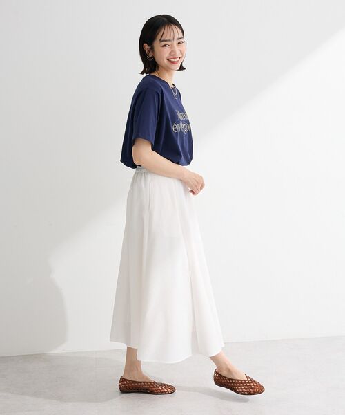 Green Parks(グリーンパークス)の「表面感タックフレアスカート(スカート・レディース・ダークネイビー/ストライプ/ホワイト系その他2・FREE)」の8枚目の写真