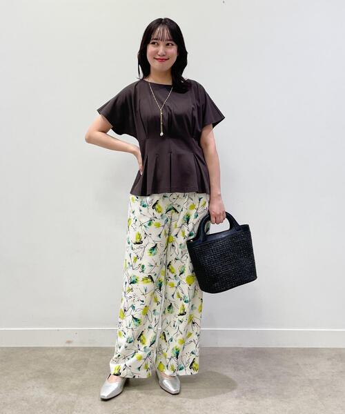 Reflect(リフレクト)の「【セットアップ可】ボタニカル調プリントワイドパンツ(その他パンツ・レディース・アイボリー系/ダークブラウン系・11/07/09)」の13枚目の写真