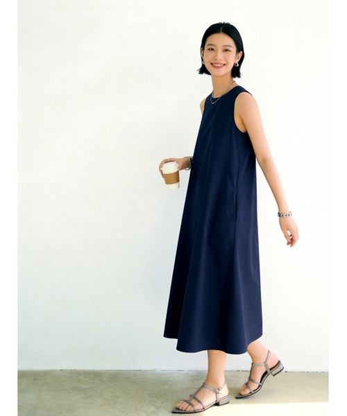 Sew loop(ソーループ)の「リネン混背中タックノースリーブワンピース(ワンピース・レディース・ネイビー/グレー/ブラック・L/M)」の22枚目の写真