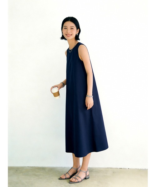 Sew loop(ソーループ)の「リネン混背中タックノースリーブワンピース(ワンピース・レディース・ネイビー/グレー/ブラック・L/M)」の21枚目の写真