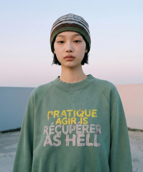 LENGAGEMENT(ランガージュマン)の「Hell-Raising Salt-Washed Raglan Crop Sweatshirt (Green)(スウェット・レディース・グリーン・1/2)」の3枚目の写真