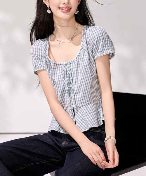 LUCPY(ラクピー)の「ギンガムチェックシャーリングブラウス(シャツ/ブラウス・レディース・ブルー・SMALL/MEDIUM/LARGE/X-LARGE)」の2枚目の写真