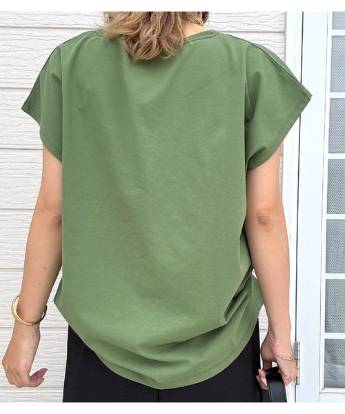 Q(キュー)の「シルケットメタリックロゴT(Tシャツ/カットソー・レディース・グリーン/ブラウン/ホワイト・MEDIUM)」の4枚目の写真
