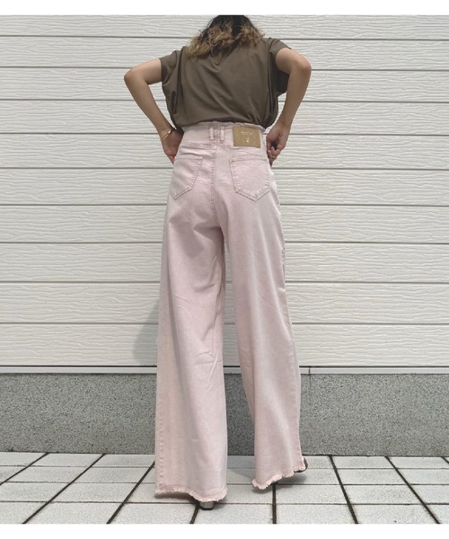 Q(キュー)の「シルケットメタリックロゴT(Tシャツ/カットソー・レディース・グリーン/ブラウン/ホワイト・MEDIUM)」の21枚目の写真