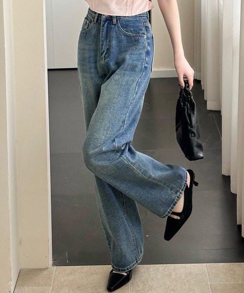 DAY CLOSET(デイ クローゼット)の「【大きいサイズ有】穿くだけこなれ魅せ。ゆるっと美脚ハイウエストストレートデニムパンツ レディース(デニムパンツ・レディース・ブルー・XL/L/S/M/2XL)」の2枚目の写真