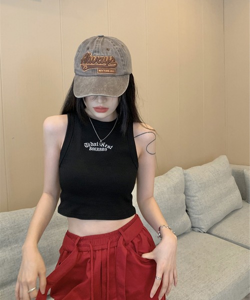 VIBGYOR（ヴィブジョー）の「刺繍ロゴ入り クロップドアメスリタンク ショート丈(CZ)（タンクトップ・レディース・カーキ/ブラック/ホワイト/チャコール・FREE）」の22枚目の写真