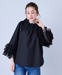 刺繍スリーブフレアブラウス