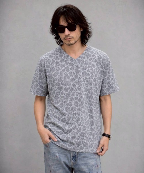 KAMINARI_TOKIO(カミナリトキオ)の「Vネックレオパード風総柄Tシャツ(Tシャツ/カットソー・レディース・ブラック/グレー・FREE)」の12枚目の写真