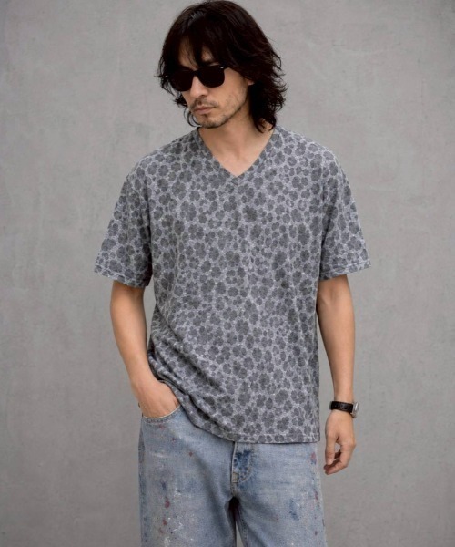 KAMINARI_TOKIO(カミナリトキオ)の「Vネックレオパード風総柄Tシャツ(Tシャツ/カットソー・レディース・ブラック/グレー・FREE)」の13枚目の写真