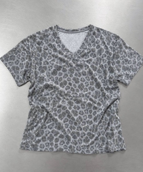 KAMINARI_TOKIO(カミナリトキオ)の「Vネックレオパード風総柄Tシャツ(Tシャツ/カットソー・レディース・ブラック/グレー・FREE)」の16枚目の写真