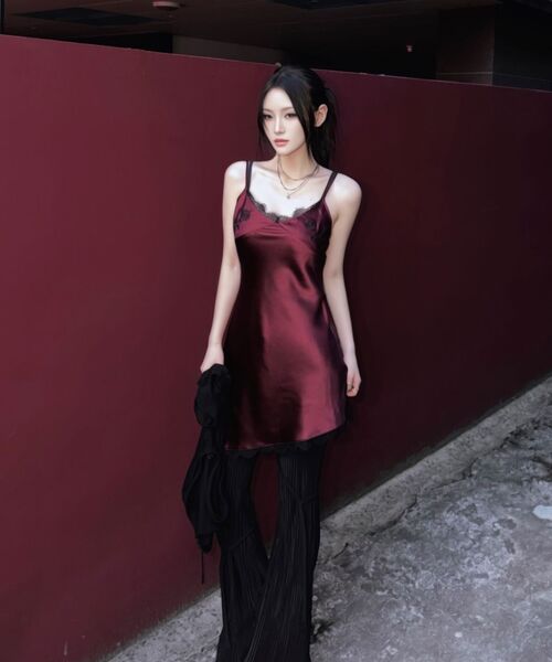 DARLING, YOU'RE BAD(ダーリンユーアーバッド)の「Rose Lace Slip Dress #Wine(ワンピース・レディース・その他・FREE)」の4枚目の写真
