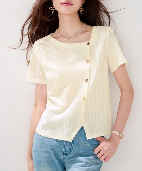 ONEP STAR（ワンピスター）の「アシンメトリーボタンデザイン半袖ブラウス（シャツ/ブラウス・レディース・ベージュ・X-LARGE/LARGE/MEDIUM）」の4枚目の写真