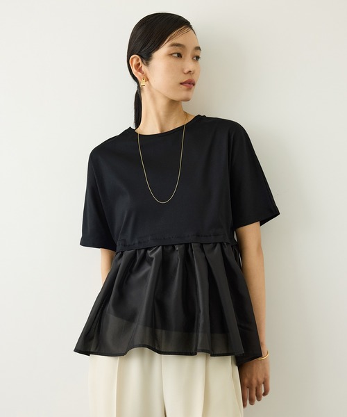 ROPE'(ロペ)の「カットオーガンジー ドッキングペプラムカットソー/接触冷感・汗染み防止加工・吸水速乾・イージーケア(Tシャツ/カットソー・レディース・ホワイト/ブラック・FREE)」の2枚目の写真
