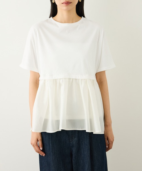 ROPE'(ロペ)の「カットオーガンジー ドッキングペプラムカットソー/接触冷感・汗染み防止加工・吸水速乾・イージーケア(Tシャツ/カットソー・レディース・ホワイト/ブラック・FREE)」の8枚目の写真