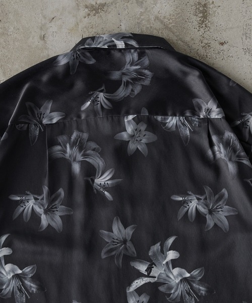 CLEL(クレイル)の「【CLEL】2Way Multi Pattern Drape Short Sleeve Shirt/2way 花柄 アブストラクト柄ドレープ半袖シャツ(シャツ/ブラウス・メンズ・グレー系3/ブラウン系1/グレー系1/ブラック系2/ブラック系1・XS/S/L/M)」の10枚目の写真