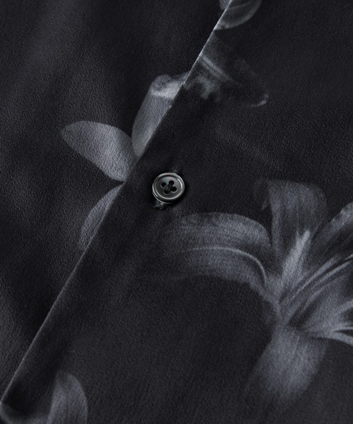 CLEL(クレイル)の「【CLEL】2Way Multi Pattern Drape Short Sleeve Shirt/2way 花柄 アブストラクト柄ドレープ半袖シャツ(シャツ/ブラウス・メンズ・グレー系3/ブラウン系1/グレー系1/ブラック系2/ブラック系1・XS/S/L/M)」の13枚目の写真