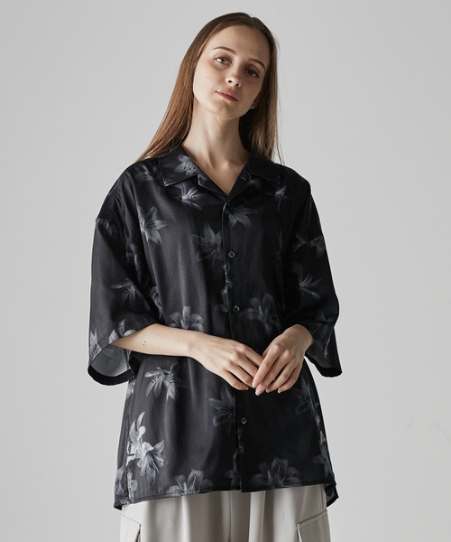 CLEL(クレイル)の「【CLEL】2Way Multi Pattern Drape Short Sleeve Shirt/2way 花柄 アブストラクト柄ドレープ半袖シャツ(シャツ/ブラウス・メンズ・グレー系3/ブラウン系1/グレー系1/ブラック系2/ブラック系1・XS/S/L/M)」の15枚目の写真