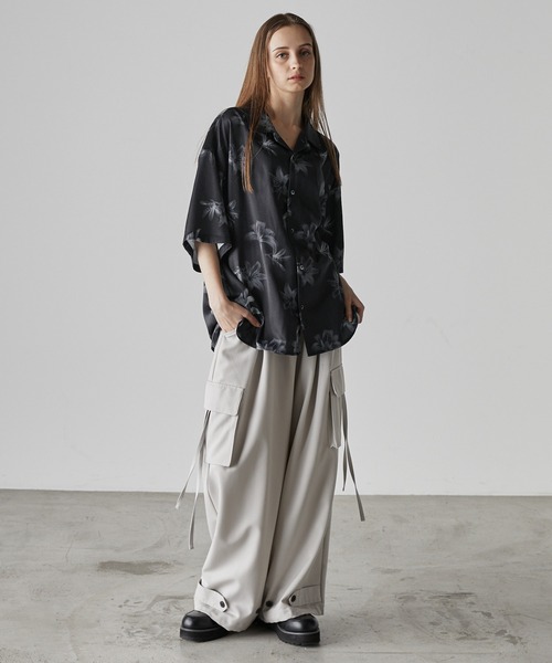 CLEL(クレイル)の「【CLEL】2Way Multi Pattern Drape Short Sleeve Shirt/2way 花柄 アブストラクト柄ドレープ半袖シャツ(シャツ/ブラウス・メンズ・グレー系3/ブラウン系1/グレー系1/ブラック系2/ブラック系1・XS/S/L/M)」の17枚目の写真
