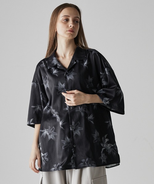 CLEL(クレイル)の「【CLEL】2Way Multi Pattern Drape Short Sleeve Shirt/2way 花柄 アブストラクト柄ドレープ半袖シャツ(シャツ/ブラウス・メンズ・グレー系3/ブラウン系1/グレー系1/ブラック系2/ブラック系1・XS/S/L/M)」の16枚目の写真