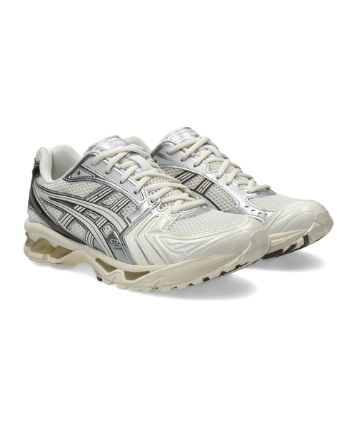ASICS(アシックス)の「GEL-KAYANO 14 / ゲルカヤノ 14(スニーカー・メンズ・ホワイト×シルバー・27/23.5/23/26/26.5/24.5/22.5/25/29/29.5/28.5/27.5/28/25.5/24/30.5)」の1枚目の写真