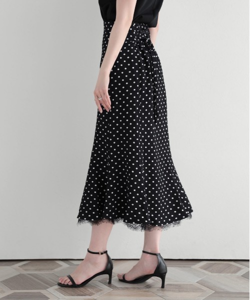 Fit more(フィットモア)の「ドットレースドッキングマーメイドスカート(スカート・レディース・ブラック・LONG/SHORT)」の8枚目の写真