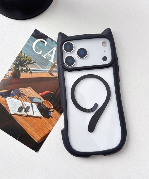 Fun & Daily（ファンアンドデイリー）の「Magsafe対応 Cat iPhone 17 Pro ProMax case（スマホケース/カバー・レディース・ブラック・iPhone 17 Pro Max/iPhone 17 Pro/iPhone 17）」の2枚目の写真