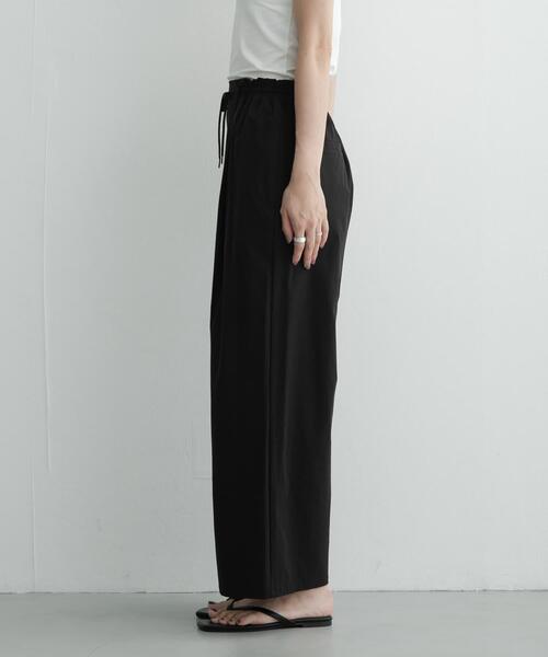URBAN RESEARCH Sonny Label(アーバンリサーチサニーレーベル)の「機能素材ユーティリティパンツ(その他パンツ・レディース・ライトグレー/ブラック・FREE)」の11枚目の写真
