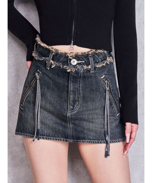 GYDA(ジェイダ)の「ハイウエストフリンジデザインスカートライクデニムショートパンツ(デニムスカート・レディース・ダークネイビー/インディゴブルー・MEDIUM/SMALL)」の3枚目の写真