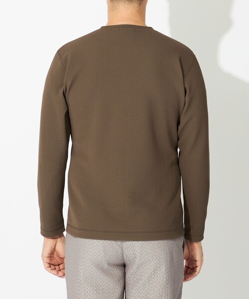 EPOCA UOMO(エポカウォモ)の「無地凹凸カットソー(Tシャツ/カットソー・メンズ・ブラウン系その他3/ブラック・46/48)」の7枚目の写真