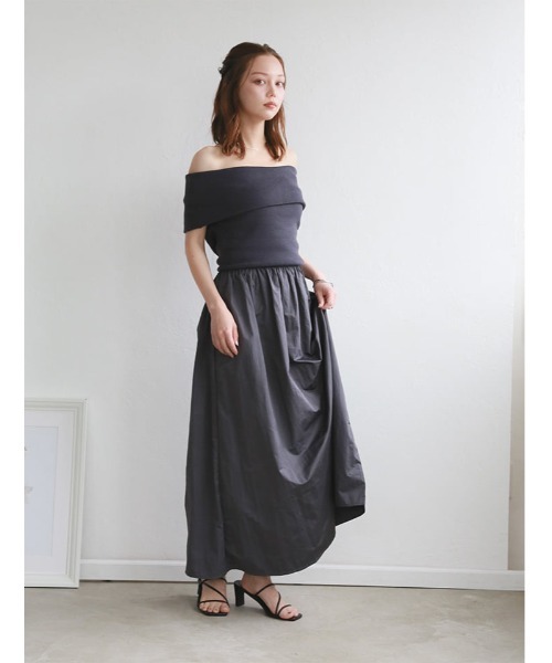 fifth(フィフス)の「タフタオフショルワンピース(ワンピース・レディース・チャコールグレー/ライトベージュ・M)」の11枚目の写真