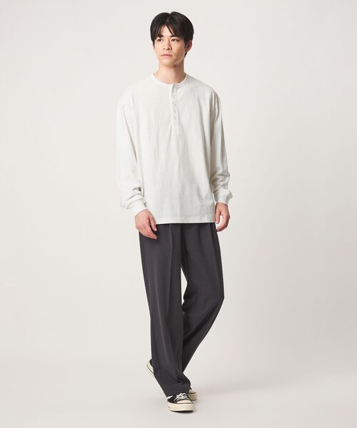 green label relaxing(グリーンレーベルリラクシング)の「FINE BASIC ヴィンテージライク ヘンリーネック 長袖 カットソー Tシャツ(Tシャツ/カットソー・メンズ・ダークグレー/ホワイト・M/XL/L)」の4枚目の写真