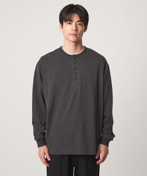 green label relaxing(グリーンレーベルリラクシング)の「FINE BASIC ヴィンテージライク ヘンリーネック 長袖 カットソー Tシャツ(Tシャツ/カットソー・メンズ・ダークグレー/ホワイト・M/XL/L)」の5枚目の写真