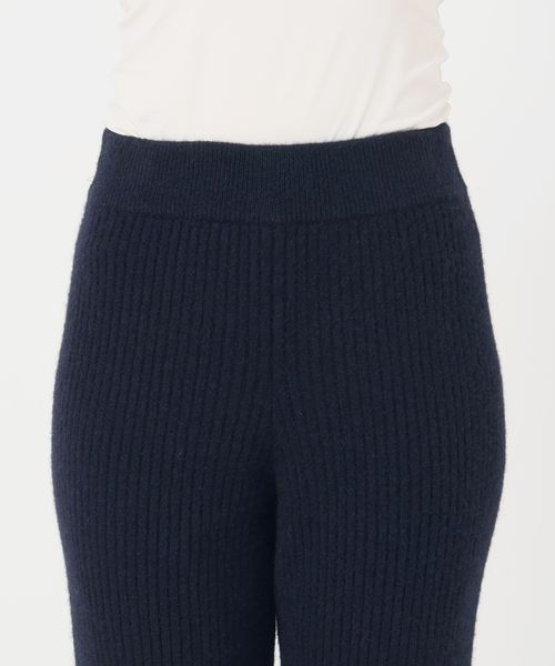 VERMEIL par iena(ヴェルメイユパーイエナ)の「Wool Yak Mix ニットパンツ(その他パンツ・レディース・カーキ/ネイビー・FREE)」の19枚目の写真