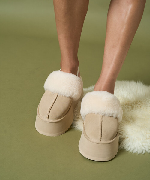 FREAK'S STORE(フリークスストア)の「限定展開 UGG/アグ W FUNKETTE/ウィメンズ ファンケット 68サイズ展開(スニーカー・レディース・キャメル/ベージュ/ブラック・6/8/7)」の17枚目の写真