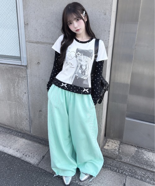 SPINNS(スピンズ)の「レイヤード風長袖カットソー/アニマルガール/ドリームコア(Tシャツ/カットソー・レディース・オフホワイト/サックスブルー・ONESIZE)」の5枚目の写真