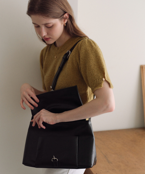 OVHEE（オヴェイ）の「クロエバッグ Chloe Bag（ショルダーバッグ・レディース・ブラック/アイボリー・FREE）」の6枚目の写真