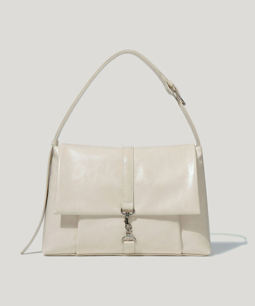 OVHEE（オヴェイ）の「クロエバッグ Chloe Bag（ショルダーバッグ・レディース・ブラック/アイボリー・FREE）」の21枚目の写真
