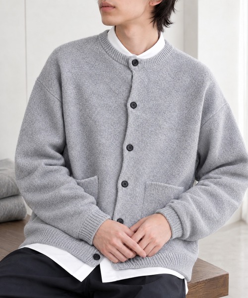 MONO-MART(モノマート)の「モヘアライク クルーネック ニットカーディガン(カーディガン/ボレロ・メンズ・ブラウン/グレー/スミクロ/ワインレッド/ブルー系/キャメル・S/M/L)」の2枚目の写真