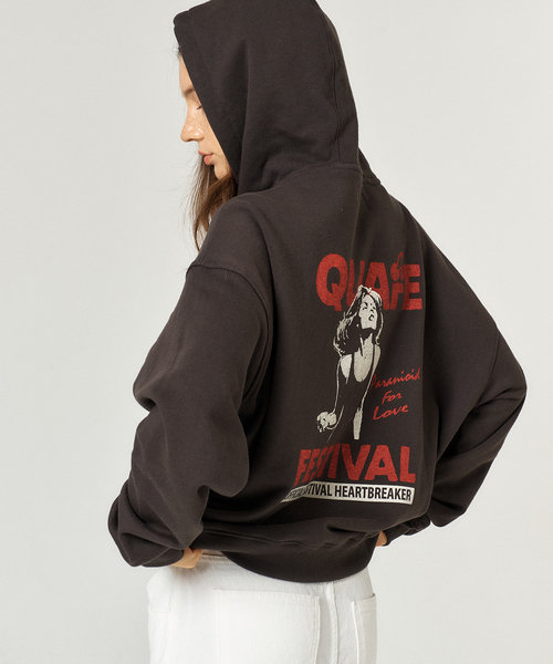 QUAFE(クアフェ)の「HEARTBREAKER HOODIE T-SHIRT(パーカー・レディース・チャコールグレー・FREE)」の1枚目の写真