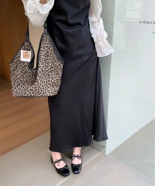 Miniministore（ミニミニストア）の「リボン バレエパンプス 美脚ヒール（パンプス・レディース・ブラック/シルバー・25cm/24.5cm/24.0cm/23.5cm/23.0cm/22.5cm）」の5枚目の写真