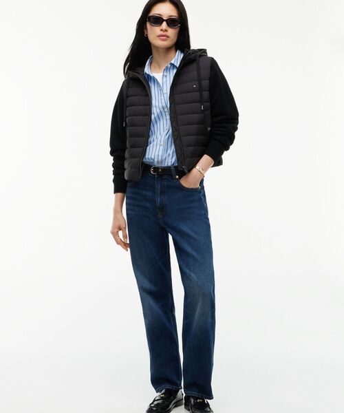 TOMMY HILFIGER(トミーヒルフィガー)の「ミックスメディアジャケット(ブルゾン・レディース・ホワイト・X-SMALL/SMALL/MEDIUM)」の8枚目の写真